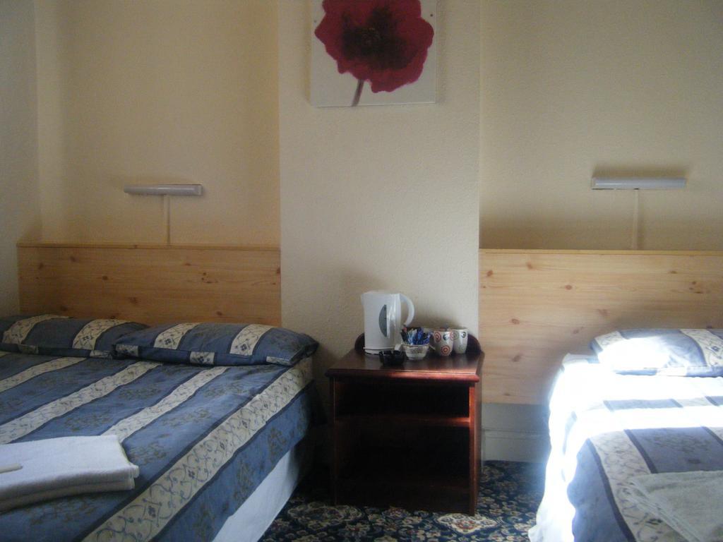 Tudor Court Hotel Swansea Zimmer foto